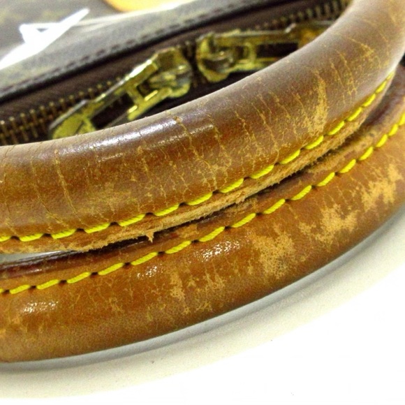 LOUIS VUITTON
Porte Documents Voyage briefcase - Picture 5 of 10